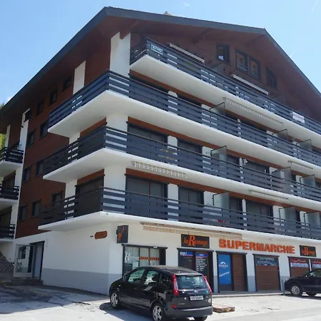 Modern Near Area Apartment *